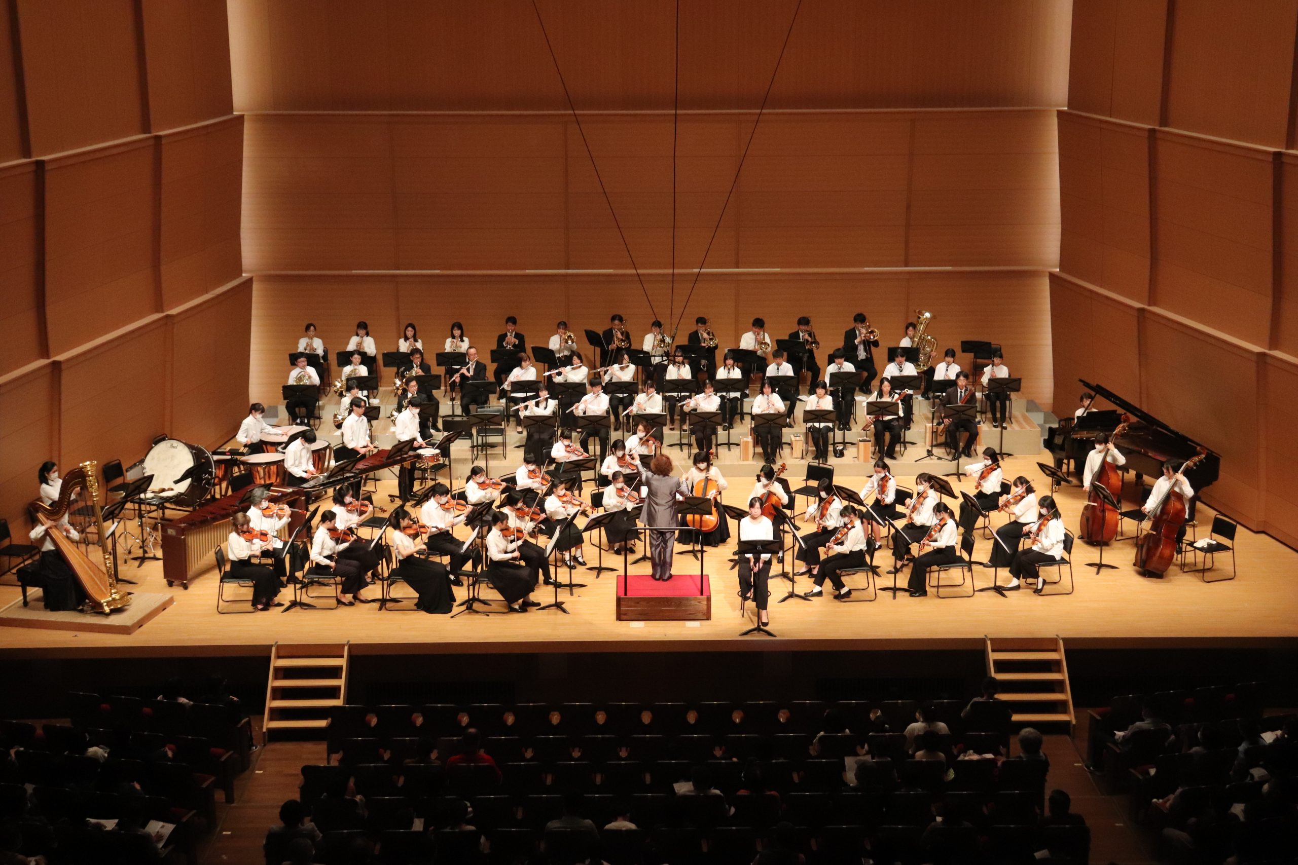 東広島市くららジュニアオーケストラ　第8回定期演奏会を開催しました。